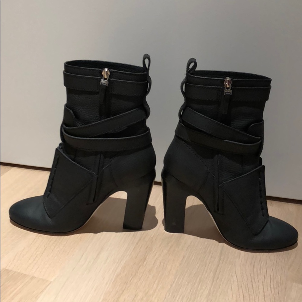 Fendi Black Women's Ankle Boots - Picture 3 of 8